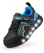 YESKIS Toddler Light Up Shoes