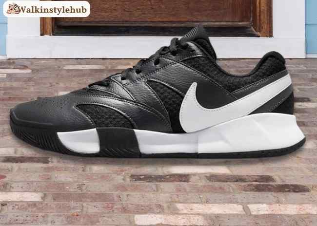 Nike Men's Tennis Shoe